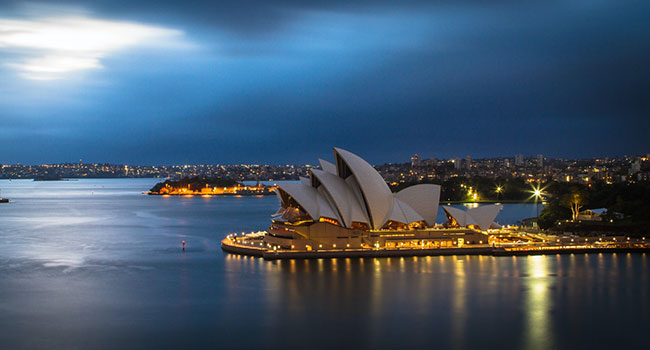 Australia’s energy jobs rise while Canada’s stall